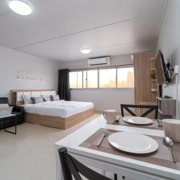 Popular Condo Muangthong by Khun Eve，位于暖武里府的酒店