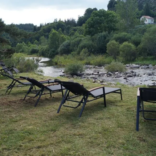 Maison en Ardeche，位于Sagnes-et-Goudoulets的酒店