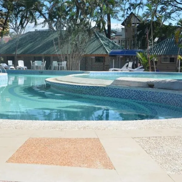 Hotel 45 Beach Resort，位于Lossoc的酒店
