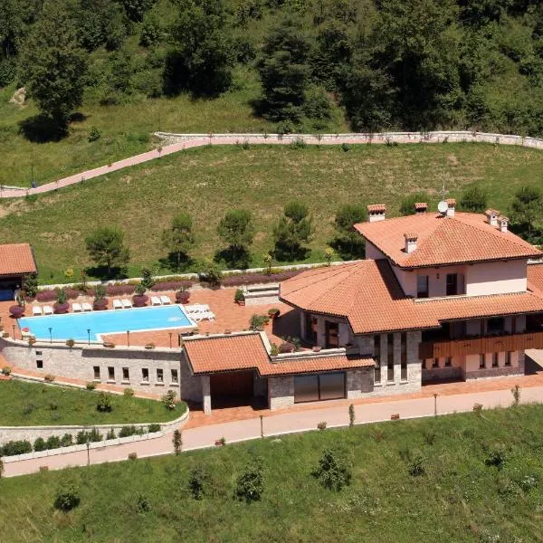 Resort Ninfea San Pellegrino Terme，位于Antea的酒店