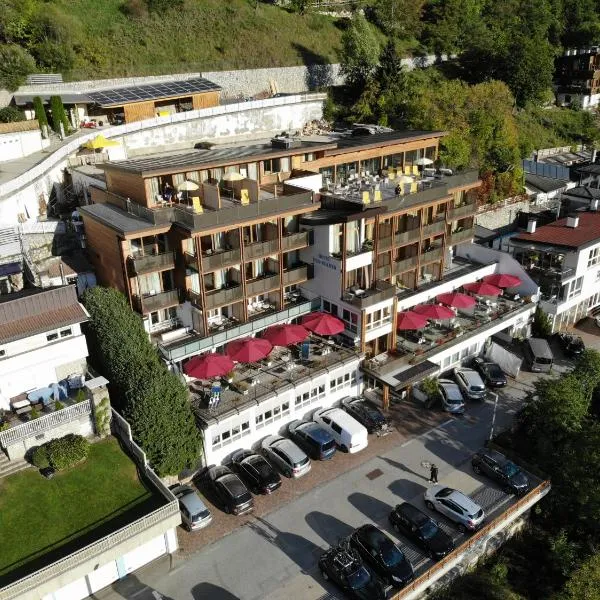 帕诺拉米克酒店，位于Brixen的酒店