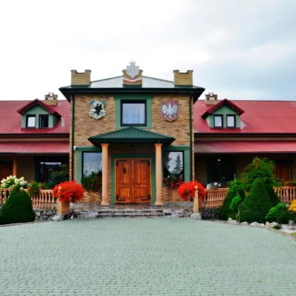 Zajazd Rycerski，位于Chinów Stary的酒店