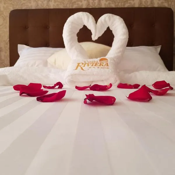 Hotel Costa Riviera，位于阿夏的酒店