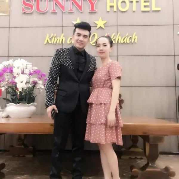 阳光酒店，位于Thôn Vinh Thuan的酒店
