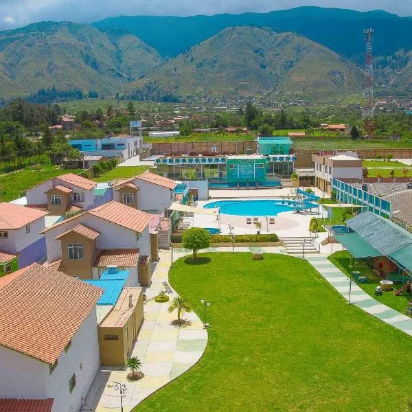 雷吉纳会议中心度假酒店，位于Colcapirhua的酒店