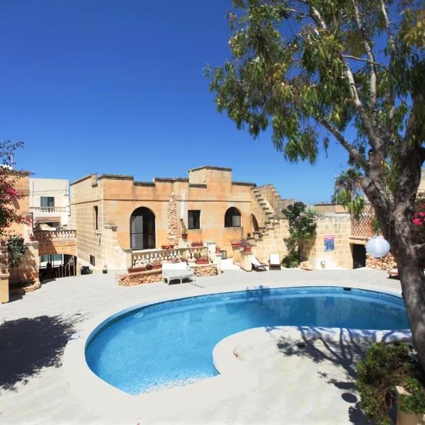 Villa Aya - 2 Bedroom with Shared Pool，位于Il-Pergla的酒店