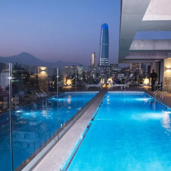 Solace Hotel Santiago，位于Lo Contador的酒店