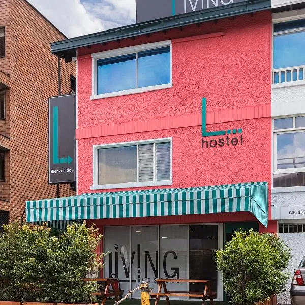 Living Hotel，位于圣埃伦娜的酒店