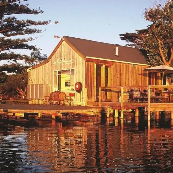 Boathouse - Birks River Retreat，位于古尔瓦的酒店