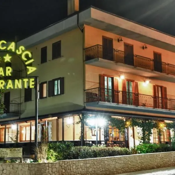 Hotel Cascia Ristorante，位于Poggiodomo的酒店