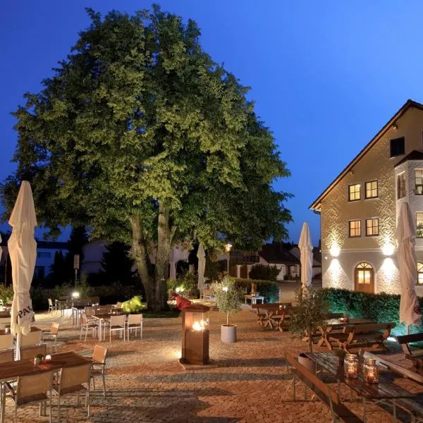 ALTE LINDE Landhotel & Restaurant，位于Lauchheim的酒店