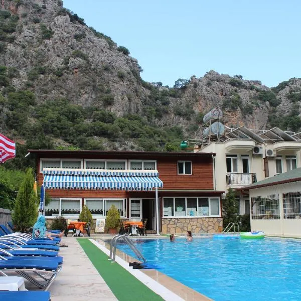 Canada Hotel & Bungalows，位于契拉勒的酒店