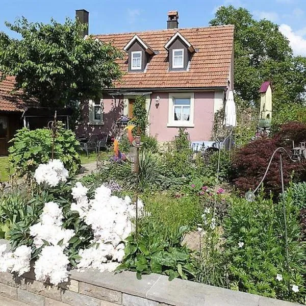 Ferienbauernhof Storchenhäusle，位于Simmershofen的酒店