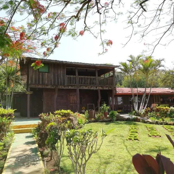 Hotel Rincón de la Vieja Lodge，位于Hacienda Santa María的酒店