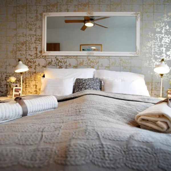 ONE Luxury Suites Eger，位于埃格尔的酒店