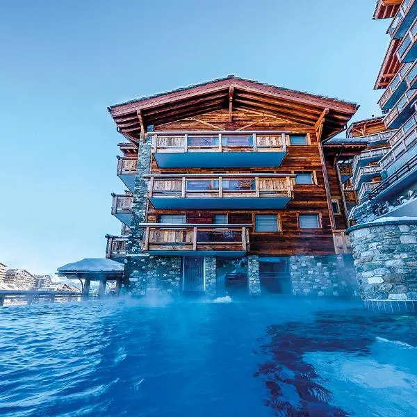 Nendaz 4 Vallées & SPA 4* Superior，位于Agettes的酒店