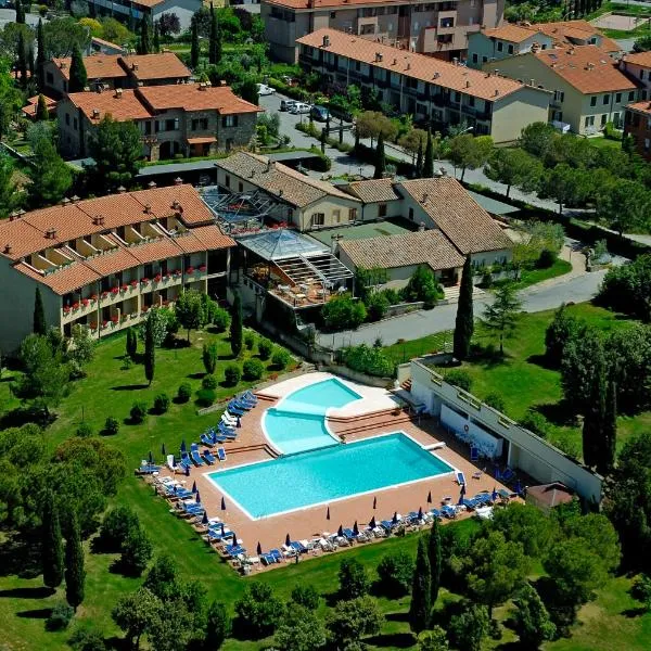 帕拉兹奥罗酒店，位于SantʼAmbrogio的酒店