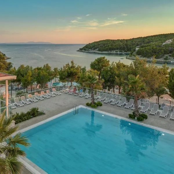 Gava Waterman Milna Resort – All Inclusive，位于米欧纳的酒店