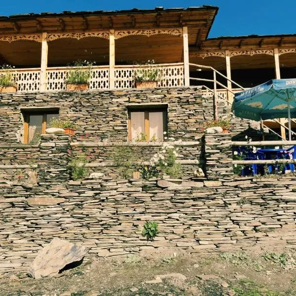 Guesthouse Lasharai，位于Dzhvarboseli的酒店