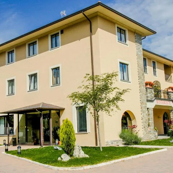 圣斯特凡诺酒店，位于皮耶韦桑托斯泰法诺的酒店