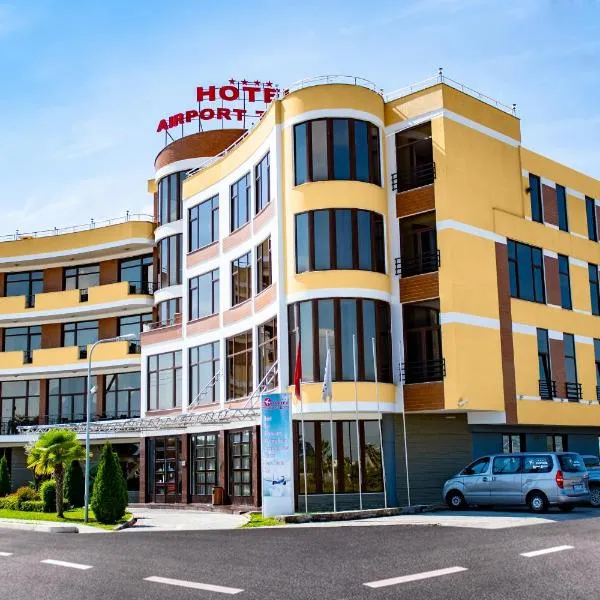 地拉那酒店机场店，位于Vorë的酒店