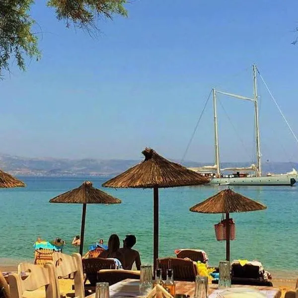 Cactus Beach Paros，位于洛加拉斯的酒店