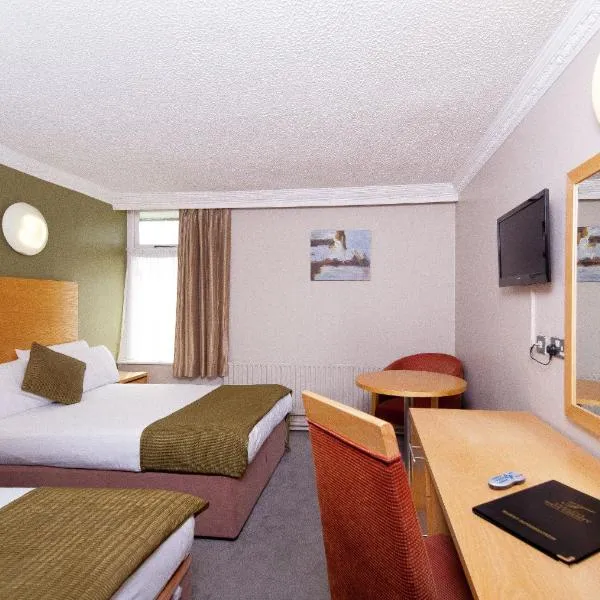 特利斯西县会议和休闲中心酒店，位于Noughaval的酒店