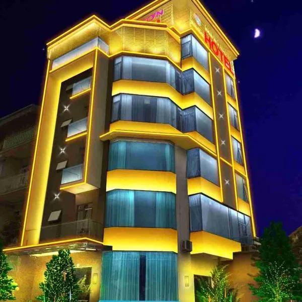 Minh Sơn Hotel，位于Pan Linh的酒店