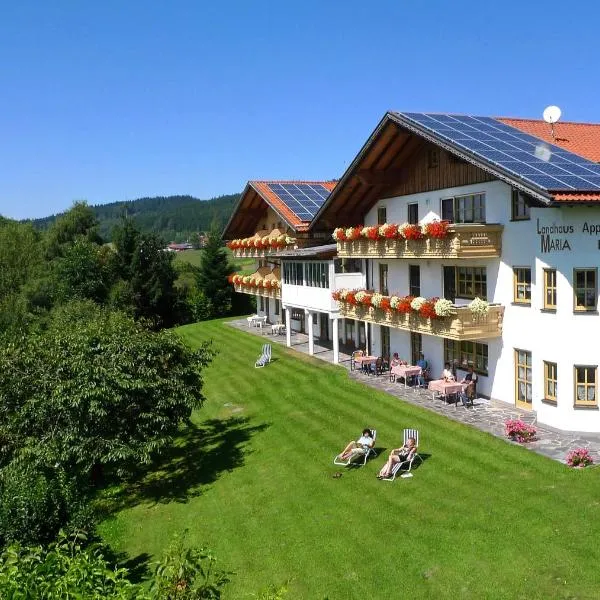 Landhaus Maria Bed&Breakfast，位于Langdorf im Landkreis Regen的酒店