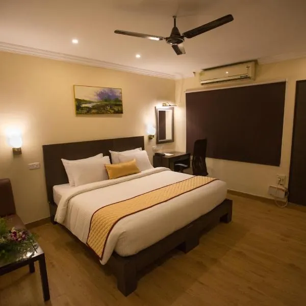 Hotel Ashok Residency，位于Tirumeshi的酒店