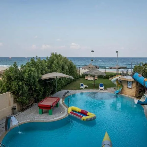 Resort altayar Villa altayar 1 Aqua Park with Sea View，位于Qaryat Shākūsh的酒店