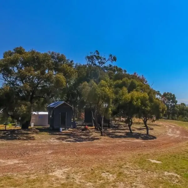 Hilltop Tiny House，位于Broadford的酒店