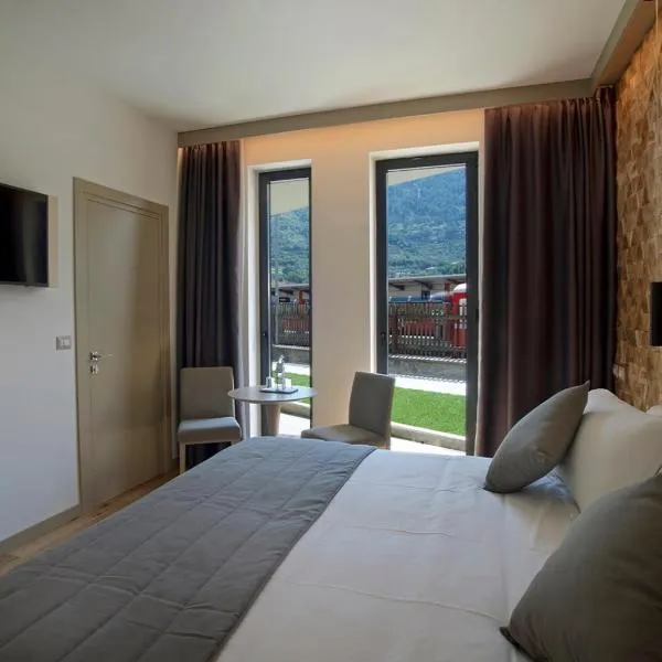 Lifestyle Room Binario Zero，位于Bianzone的酒店