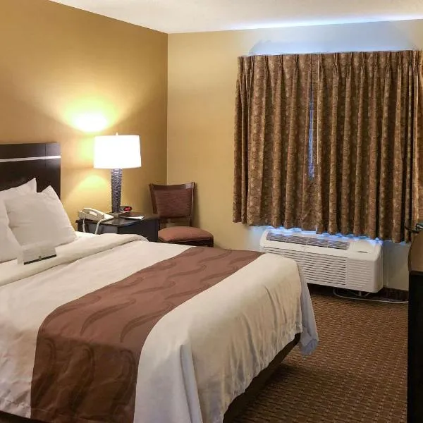 麦迪逊东太阳牧场品质酒店，位于森普雷里的酒店