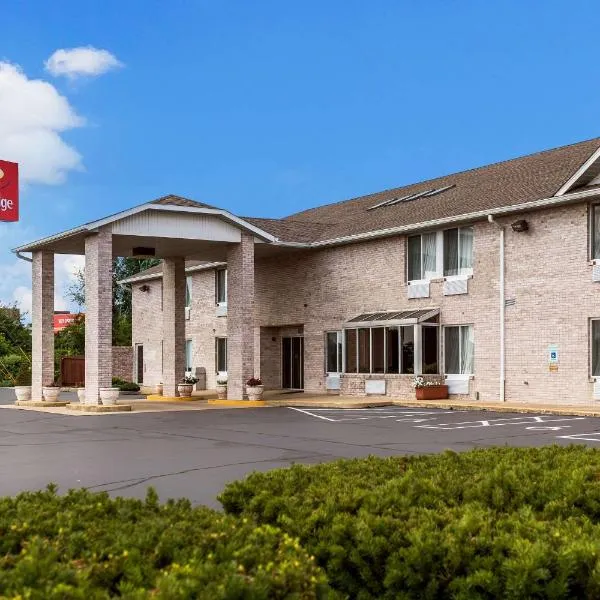 Econo Lodge Inn & Suites Fairview Heights near I-64 St Louis，位于费尔维尤海茨的酒店