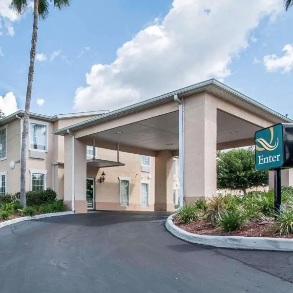 Quality Inn Gainesville I-75，位于Cross Creek的酒店