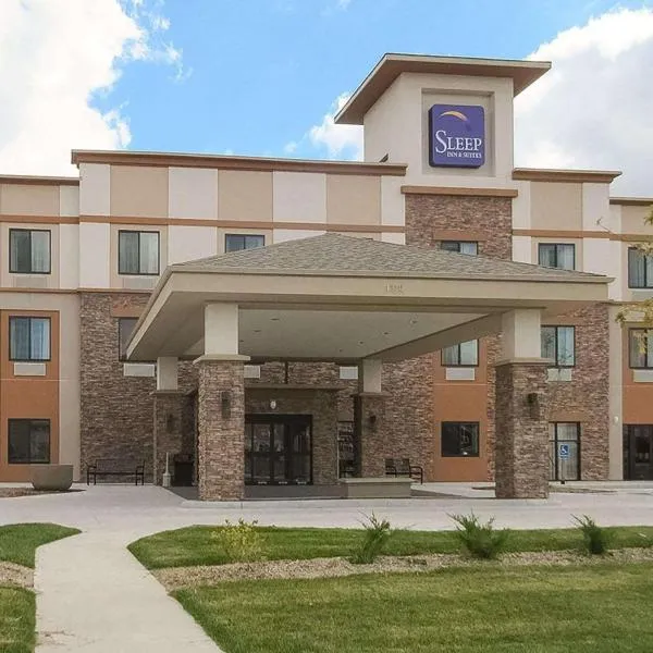 Sleep Inn & Suites Fort Dodge，位于道奇堡的酒店