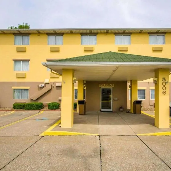 Quality Inn Evansville Eastland Area，位于埃文斯维尔的酒店