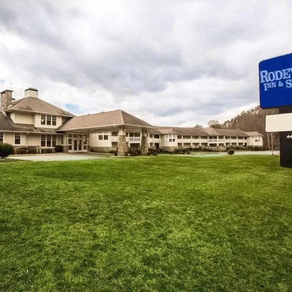 Rodeway Inn & Suites Cherokee On the River，位于切罗基的酒店