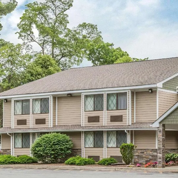 Quality Inn Hyde Park Poughkeepsie North，位于Rosendale的酒店