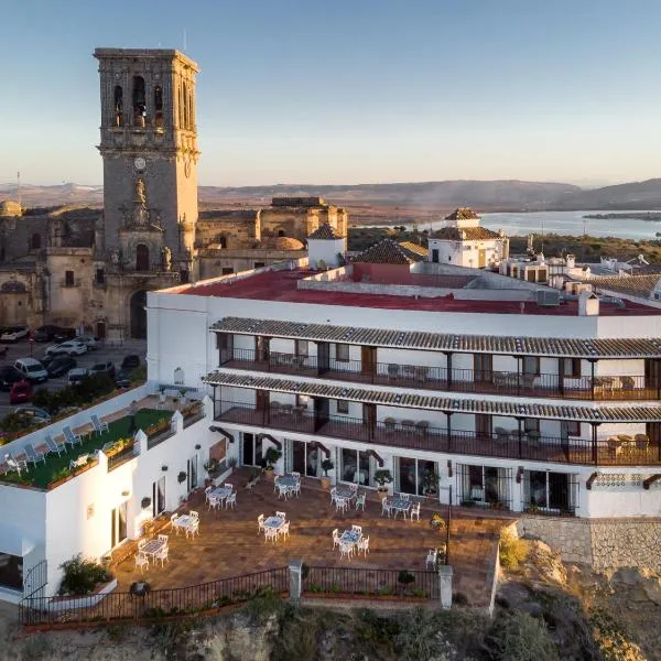 阿尔科斯德拉弗龙特拉旅馆，位于Vallejas的酒店