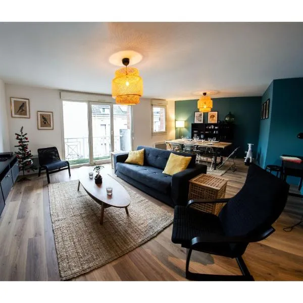 Cosy appart 80m2 hyper centre/vieux Lille，位于里尔的酒店