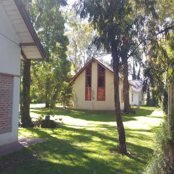 Cabañas El Racó del Bosc，位于马德普拉塔的酒店