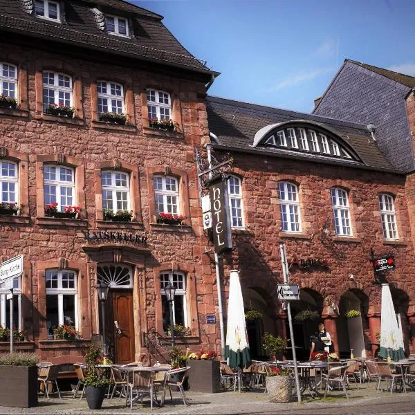 Hotel Ratskeller，位于Kreuzau的酒店