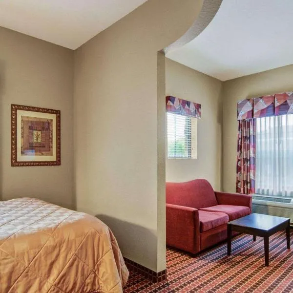 Affordable Suites of America Rogers - Bentonville，位于Little Flock的酒店