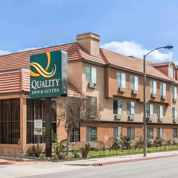 Quality Inn & Suites Bell Gardens-Los Angeles，位于南门的酒店
