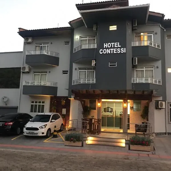 Hotel Contessi，位于Urussanga的酒店