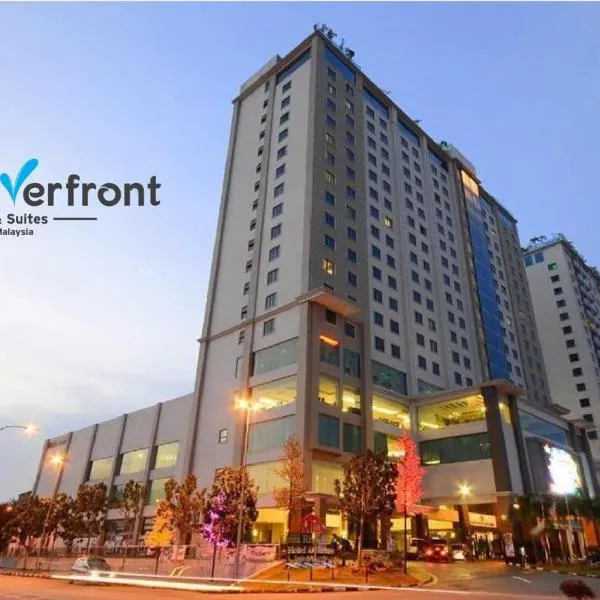近打河畔酒店与公寓，位于Kampong Chepor的酒店