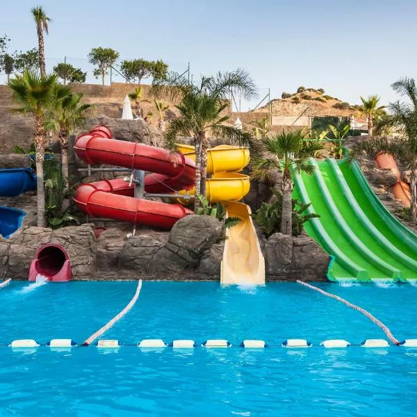 Globales Los Patos Park，位于贝纳尔马德纳的酒店