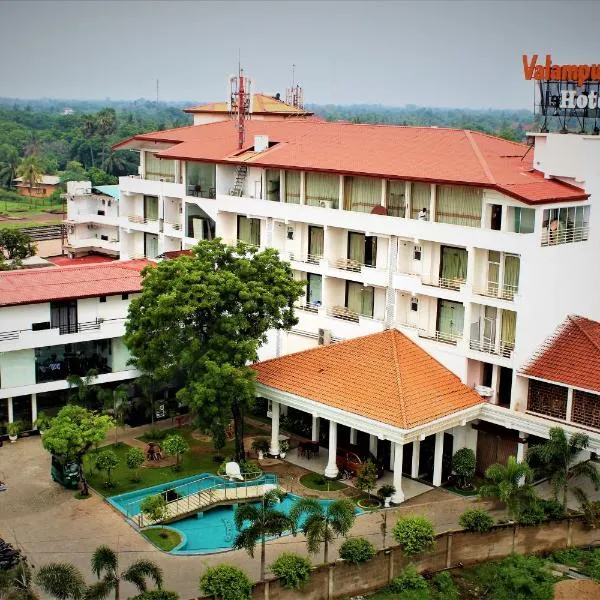 瓦拉姆普利酒店，位于Pandattarippu的酒店
